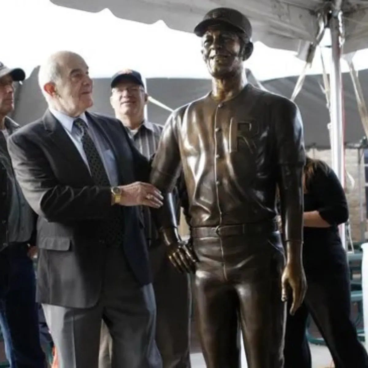 Custom Bronze Statue of Baseball Legend Joe Altobelli