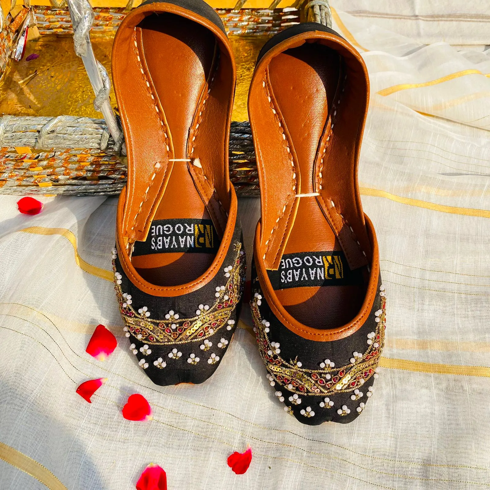 Luxury Fancy Khussa (Jutti ) - Made In Pakistan