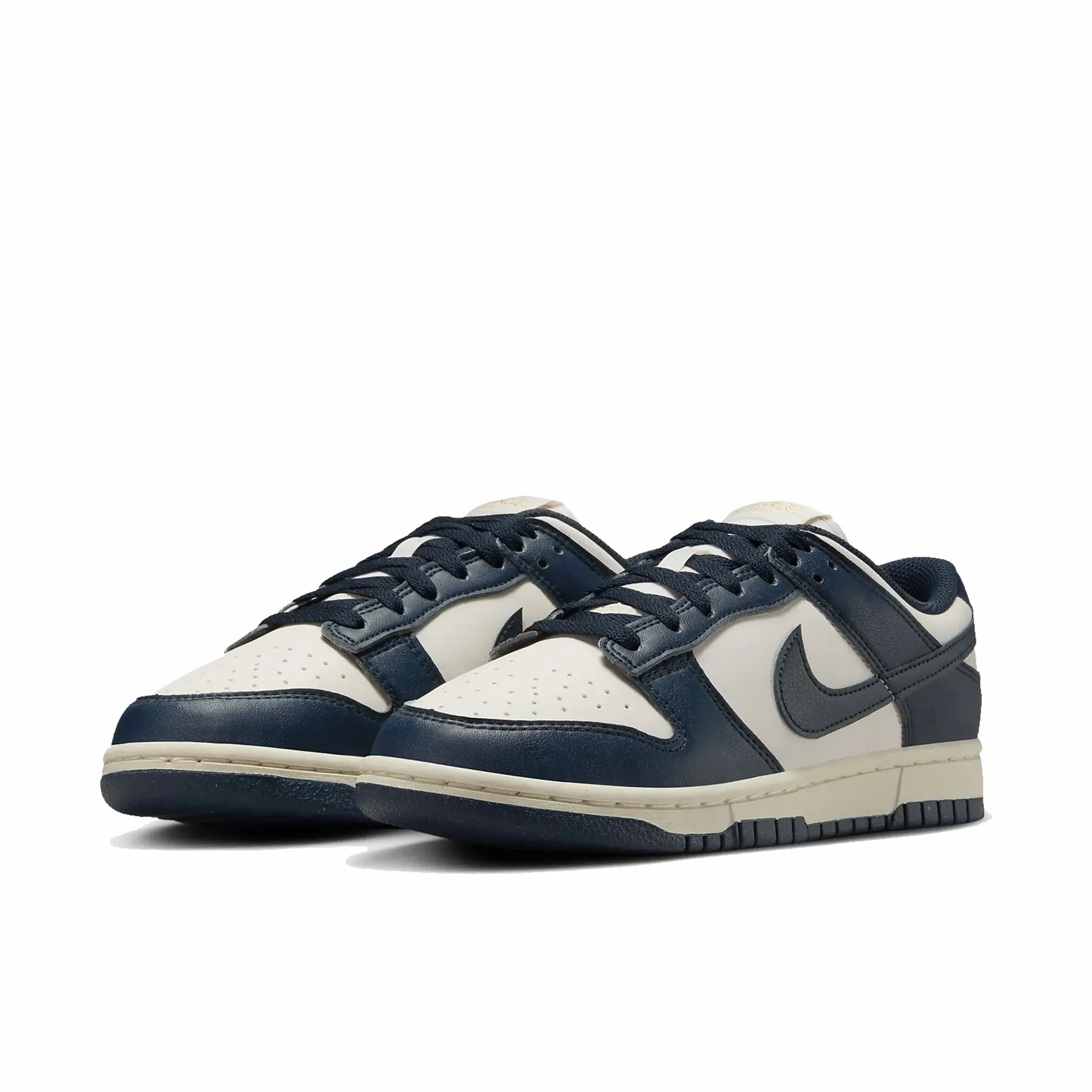 Nike Women's Dunk Low Next Nature (Phantom/Obsidian-Pale Ivory)