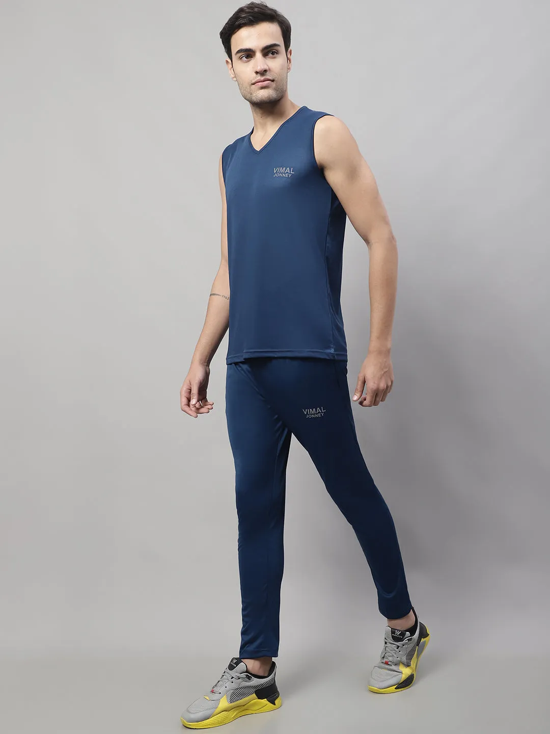 Vimal Jonney Blue Dryfit Lycra Solid Co-ord Set Tracksuit For Men(Zip On 1 Side Pocket)